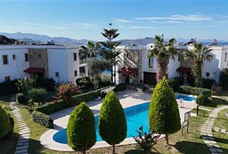 DENİZE SIFIR EŞSİZ KONUMDA ÇİFT CEPHE DENİZ MANZARALI SATILIK VİLLA - 5 - 30543