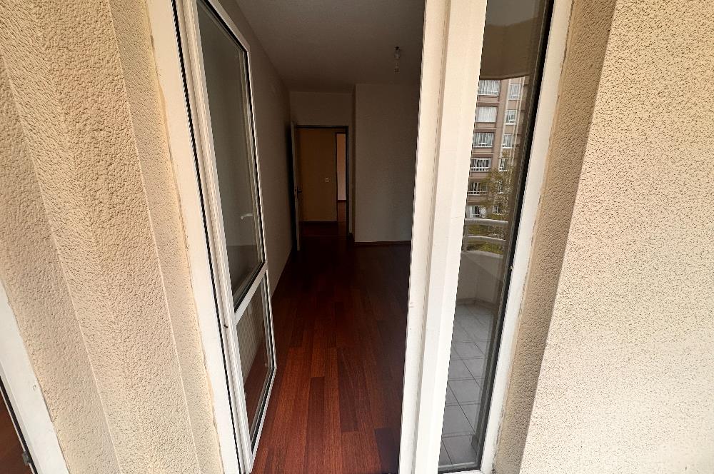 Ataşehir Gardenya 2 de Kiralık 3+1 Merkezi Konumda Bakımlı