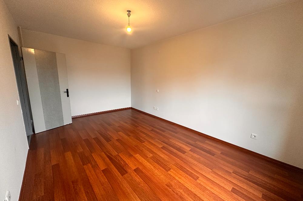 Ataşehir Gardenya 2 de Kiralık 3+1 Merkezi Konumda Bakımlı