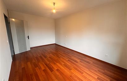 Ataşehir Gardenya 2 de Kiralık 3+1 Merkezi Konumda Bakımlı