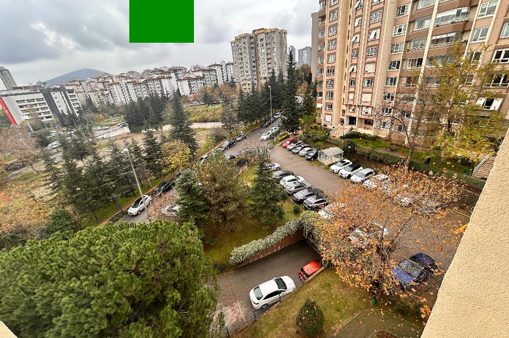 Ataşehir Gardenya 2 de Kiralık 3+1 Merkezi Konumda Bakımlı