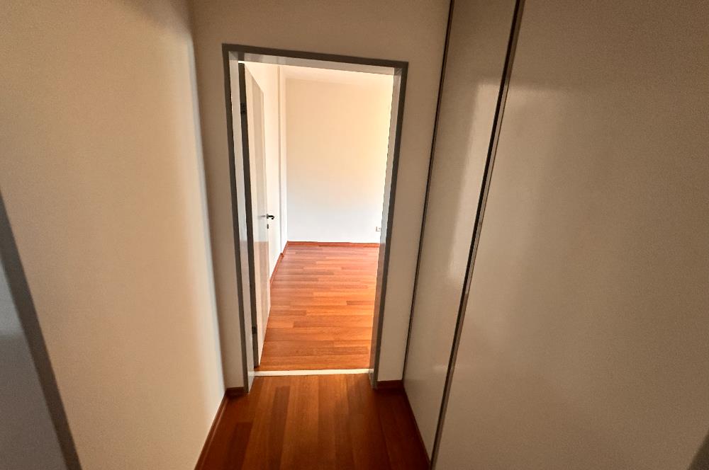 Ataşehir Gardenya 2 de Kiralık 3+1 Merkezi Konumda Bakımlı