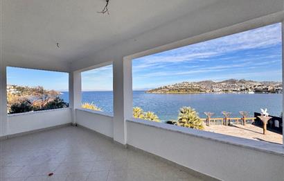 Bodrum Yalıkavak Tilkicikte Yıllık Kiralık Panoramik Deniz Manzaralı Denize Sıfır 3+1 Eşyasız Daire