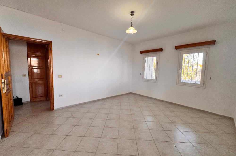 Bodrum Yalıkavak Tilkicikte Yıllık Kiralık Panoramik Deniz Manzaralı Denize Sıfır 3+1 Eşyasız Daire