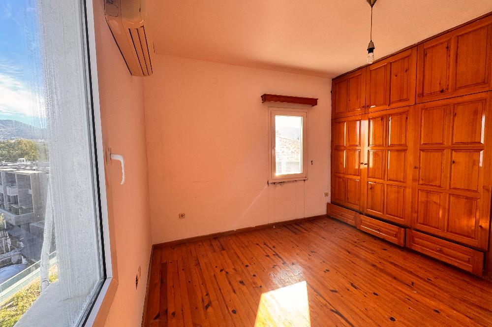 Bodrum Yalıkavak Tilkicikte Yıllık Kiralık Panoramik Deniz Manzaralı Denize Sıfır 3+1 Eşyasız Daire