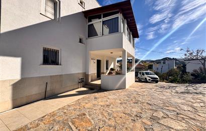 Bodrum Yalıkavak Tilkicikte Yıllık Kiralık Panoramik Deniz Manzaralı Denize Sıfır 3+1 Eşyasız Daire