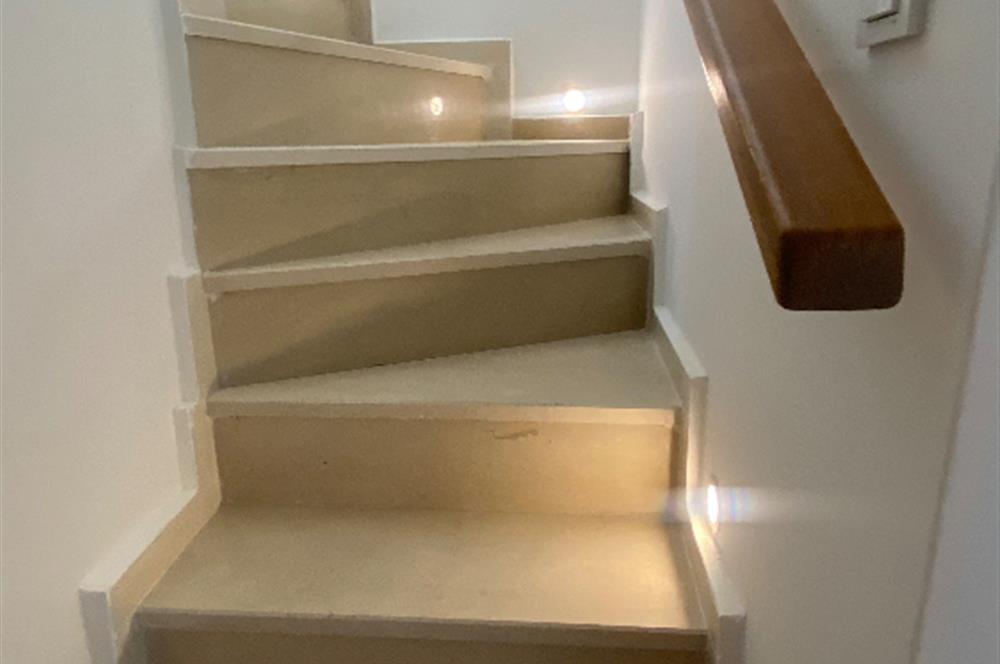 Bodrum Mutlu Sitesi Yenilenmiş Manzaralı Dubleks Villa