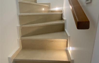 Bodrum Mutlu Sitesi Yenilenmiş Manzaralı Dubleks Villa