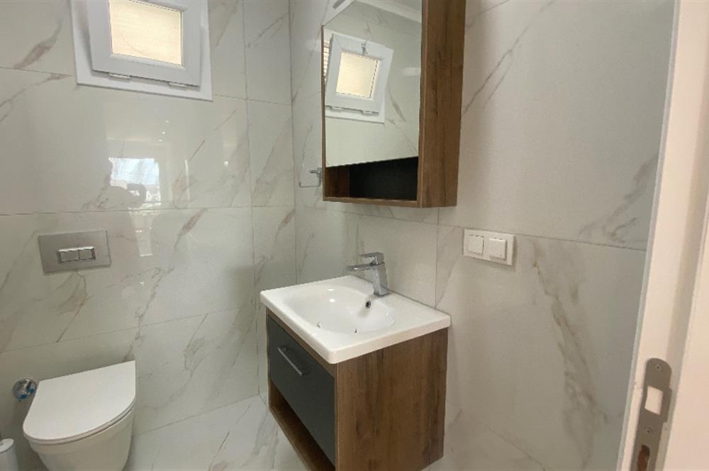 Bodrum Mutlu Sitesi Yenilenmiş Manzaralı Dubleks Villa