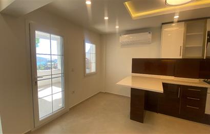 Bodrum Mutlu Sitesi Yenilenmiş Manzaralı Dubleks Villa