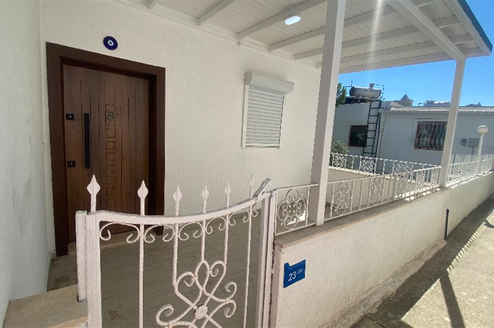 Bodrum Mutlu Sitesi Yenilenmiş Manzaralı Dubleks Villa