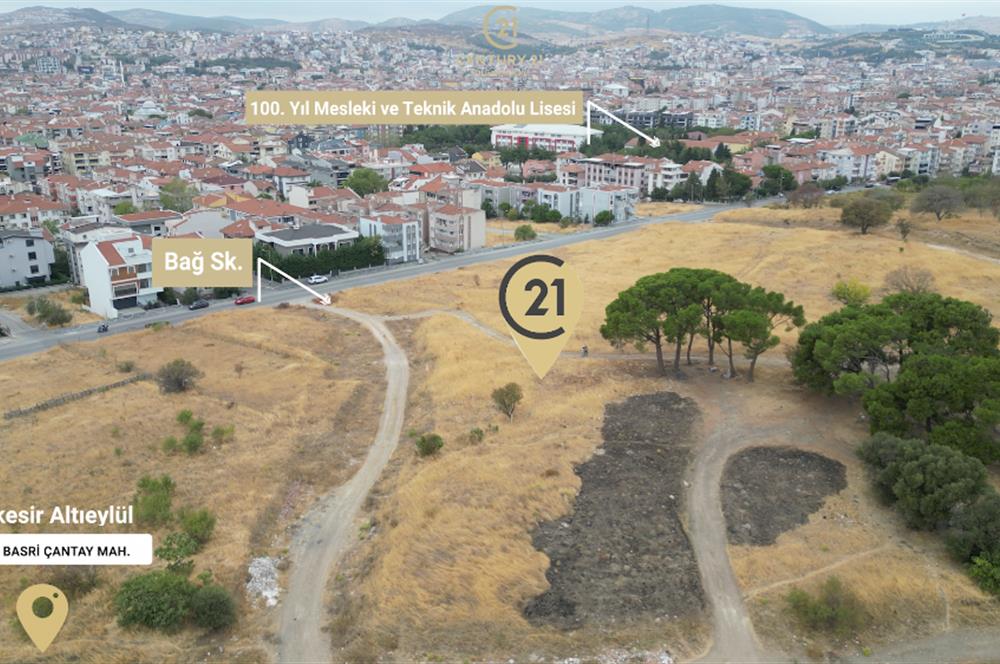 C21 BAL'DAN KARATEPE YENİ BELEDİYE BİNASI KARŞI ADA SATILIK ARSA