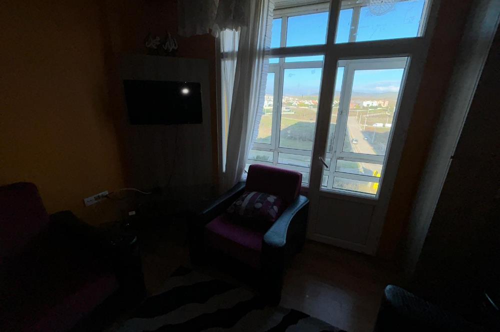 C21 BAL'DAN TOKİ YENİ MAHALLE'DE ARAKAT EŞYALI SATILIK 1+1