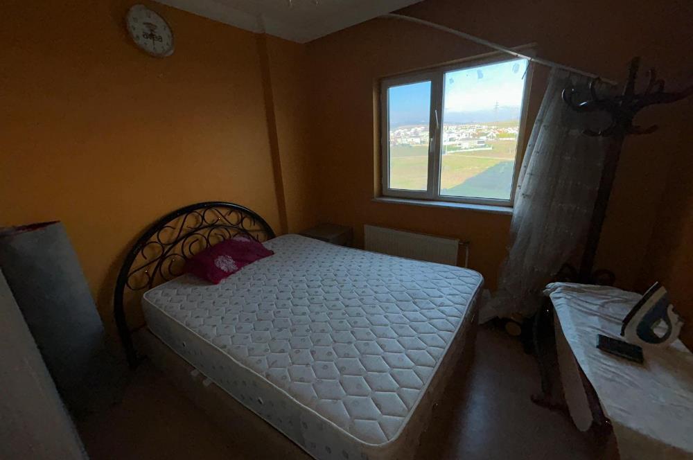 C21 BAL'DAN TOKİ YENİ MAHALLE'DE ARAKAT EŞYALI SATILIK 1+1