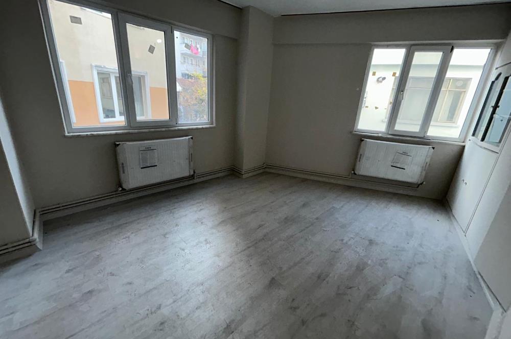 C21 BAL'DAN ÇARŞI-YEŞİLLİ CAMİİ MEYDANI MEVKİİ SATILIK 2+1 DAİRE