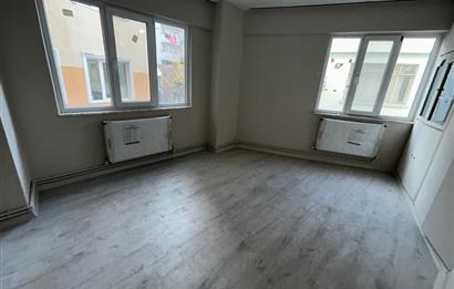 C21 BAL'DAN ÇARŞI-YEŞİLLİ CAMİİ MEYDANI MEVKİİ KİRALIK 2+1 DAİRE