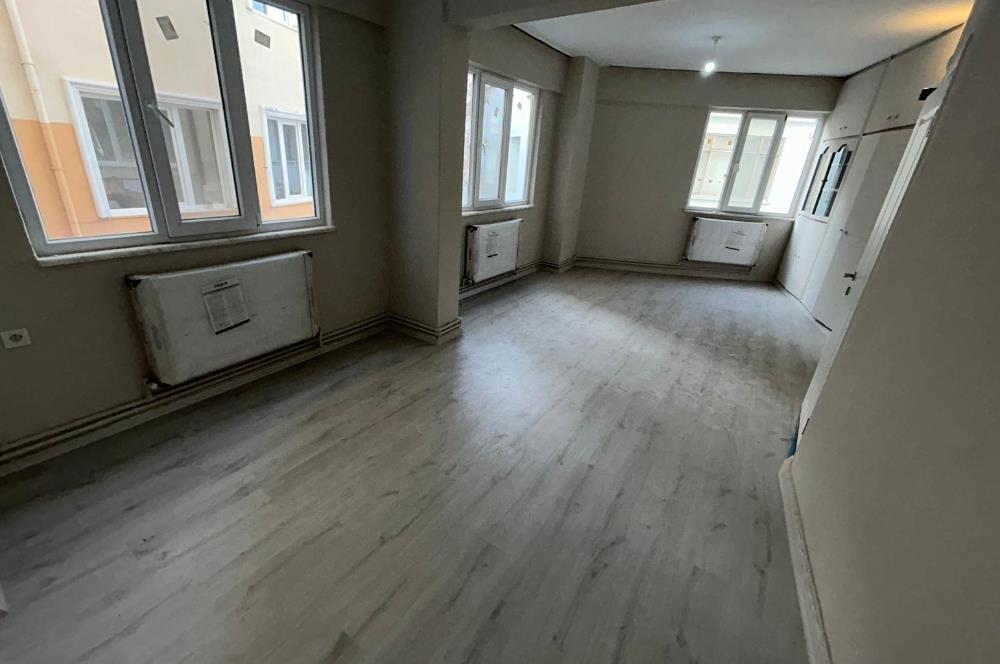 C21 BAL'DAN ÇARŞI-YEŞİLLİ CAMİİ MEYDANI MEVKİİ KİRALIK 2+1 DAİRE