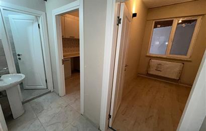 C21 BAL'DAN ÇARŞI-YEŞİLLİ CAMİİ MEYDANI MEVKİİ SATILIK 2+1 DAİRE