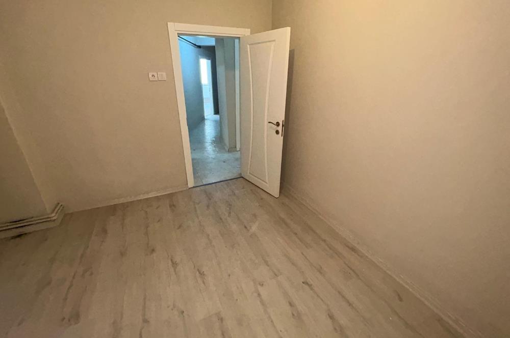 C21 BAL'DAN ÇARŞI-YEŞİLLİ CAMİİ MEYDANI MEVKİİ KİRALIK 2+1 DAİRE