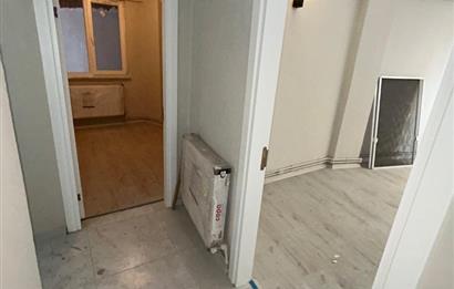 C21 BAL'DAN ÇARŞI-YEŞİLLİ CAMİİ MEYDANI MEVKİİ SATILIK 2+1 DAİRE