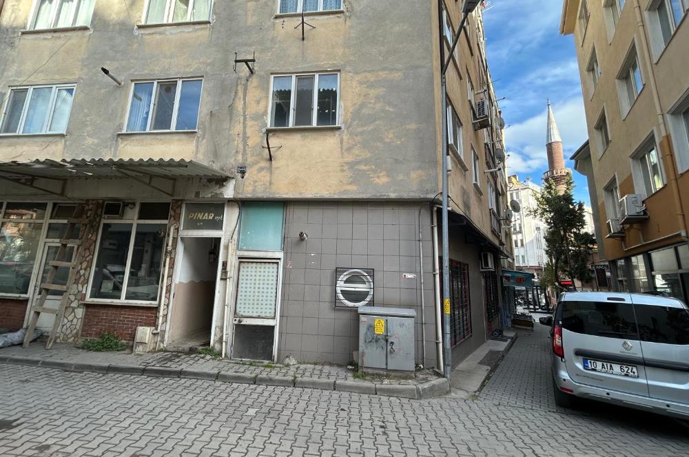 C21 BAL'DAN ÇARŞI-YEŞİLLİ CAMİİ MEYDANI MEVKİİ SATILIK 2+1 DAİRE