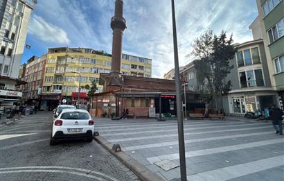 C21 BAL'DAN ÇARŞI-YEŞİLLİ CAMİİ MEYDANI MEVKİİ KİRALIK 2+1 DAİRE