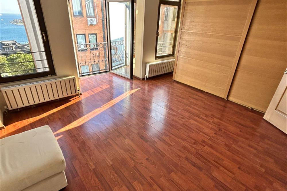 CİHANGİR SUSAM SOKAKTA EŞYALI KİRALIK DUBLEX MANZARALI DAİRE