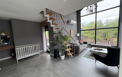 SAPANCA DA DOĞA İÇERİSİNDE MÜSTAKİL EŞYALI HAVUZLU VİLLA