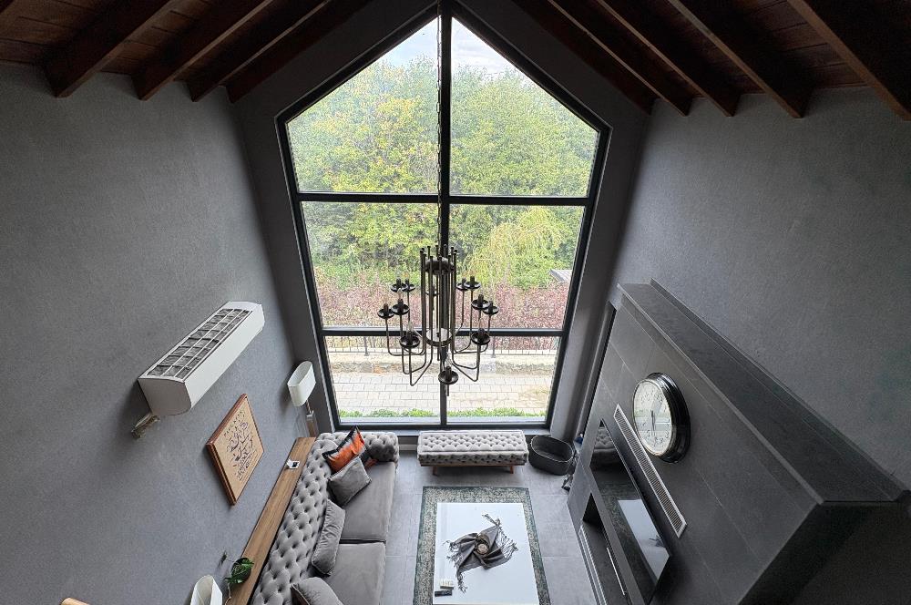 SAPANCA DA PRESTİJLİ YAŞAM DOĞA İÇİNDE SATILIK İKİ VİLLA