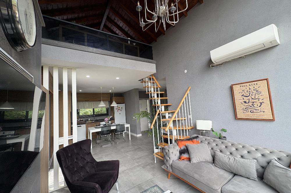 SAPANCA DA PRESTİJLİ YAŞAM DOĞA İÇİNDE SATILIK İKİ VİLLA