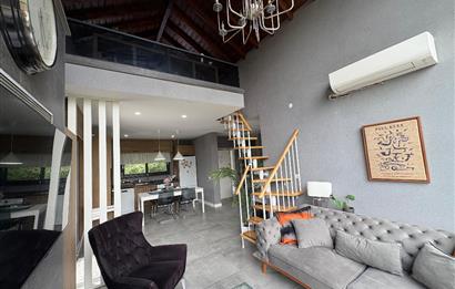 SAPANCA DA PRESTİJLİ YAŞAM DOĞA İÇİNDE SATILIK İKİ VİLLA