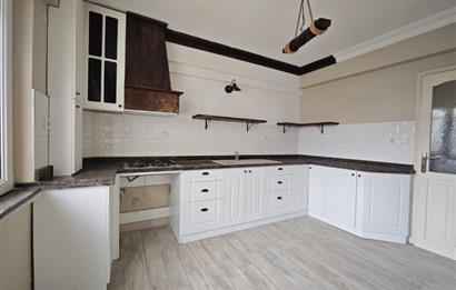 CENTURY 21 BAL'DAN  BAHÇELİEVLER MAHALLESİNDE ARAKAT   SATILIK 3+1 DAİRE