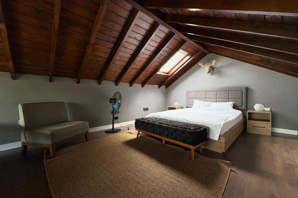 SAPANCA DA DOĞA İÇERİSİNDE MÜSTAKİL EŞYALI HAVUZLU VİLLA