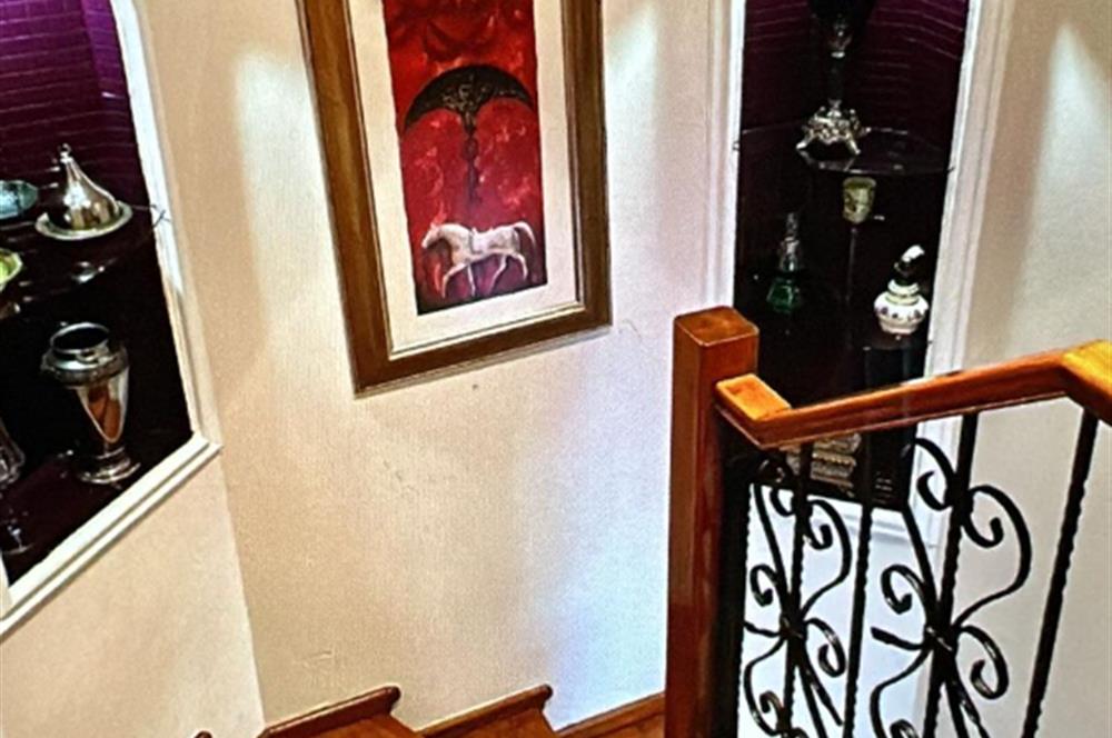 BAŞİSKELE SEVGİ DOĞA SİTESİ DENİZ VE ORMAN MANZARALI VİLLA