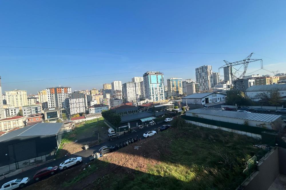 Şerifali Be-Sa Konutlarında Fırsat 4+1 130M2 Net Kiralık Daire