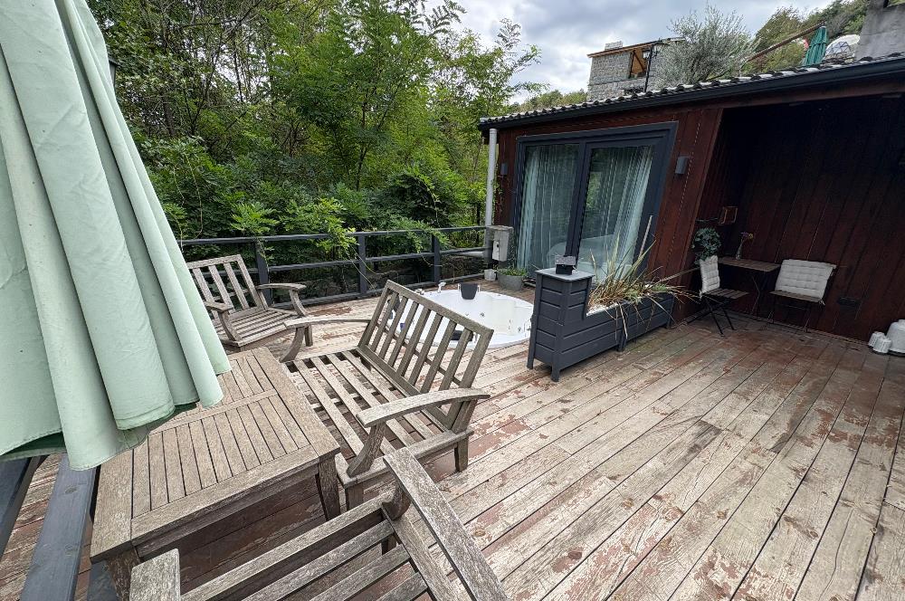 SAPANCA DA PRESTİJLİ YAŞAM DOĞA İÇİNDE SATILIK İKİ VİLLA