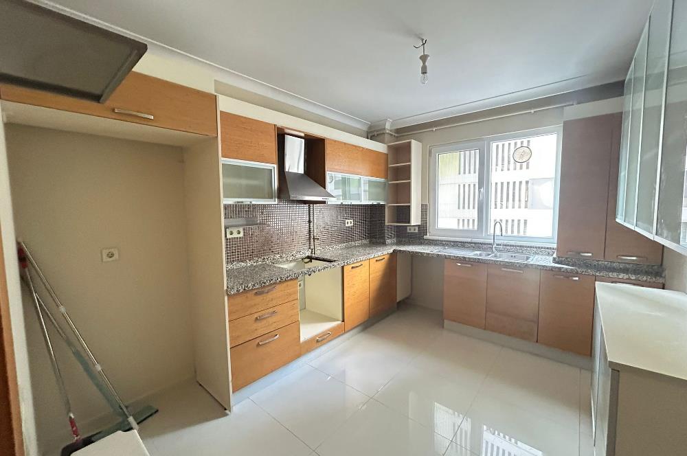 Şerifali Be-Sa Konutlarında Fırsat 4+1 130M2 Net Kiralık Daire