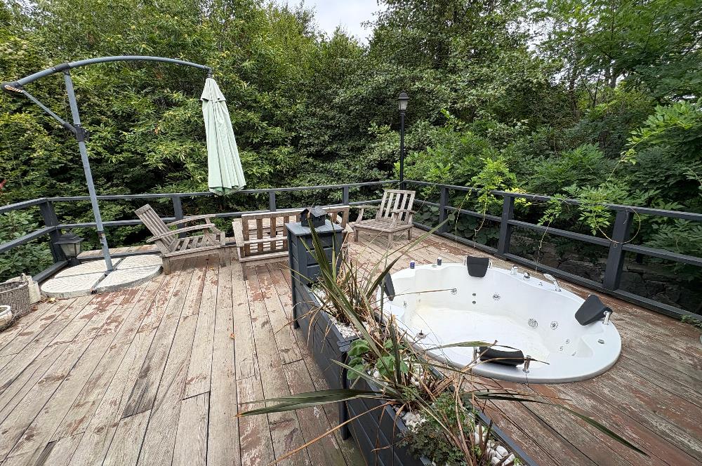 SAPANCA DA PRESTİJLİ YAŞAM DOĞA İÇİNDE SATILIK İKİ VİLLA