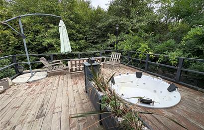 SAPANCA DA PRESTİJLİ YAŞAM DOĞA İÇİNDE SATILIK İKİ VİLLA