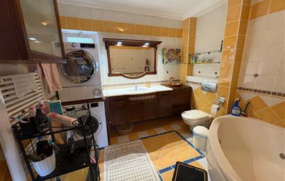 BAŞİSKELE SEVGİ DOĞA SİTESİ DENİZ VE ORMAN MANZARALI VİLLA