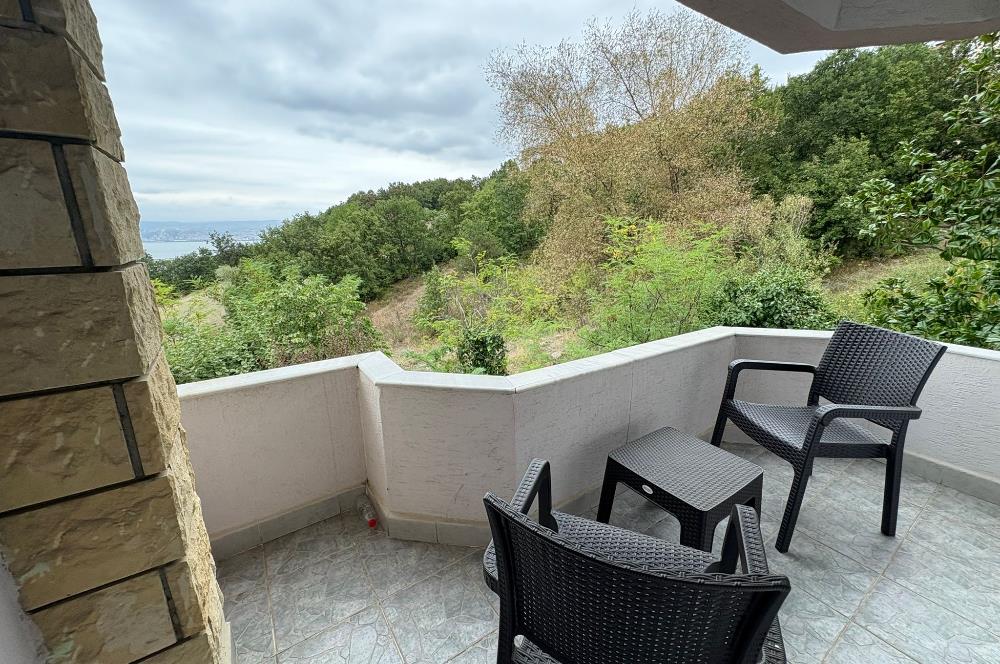 BAŞİSKELE SEVGİ DOĞA SİTESİ DENİZ VE ORMAN MANZARALI VİLLA