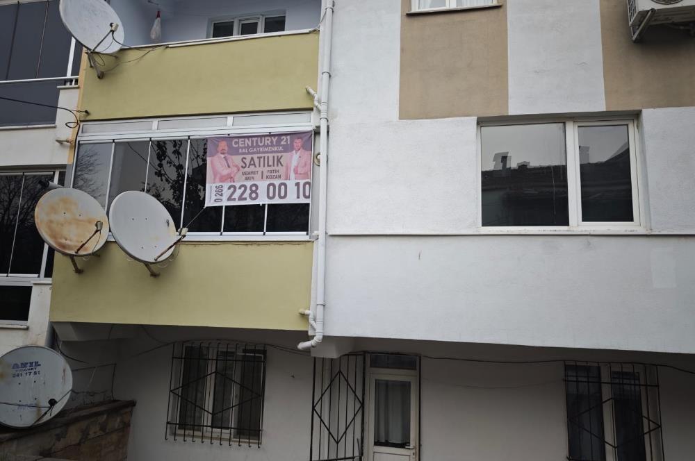 CENTURY 21 BAL'DAN  BAHÇELİEVLER MAHALLESİNDE ARAKAT   SATILIK 3+1 DAİRE