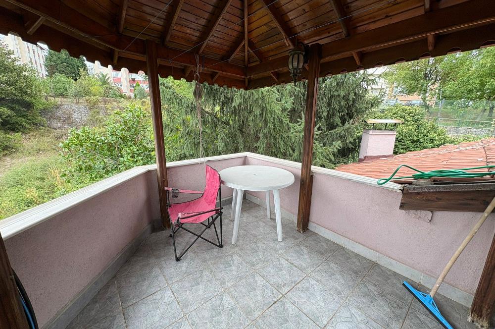 BAŞİSKELE SEVGİ DOĞA SİTESİ DENİZ VE ORMAN MANZARALI VİLLA