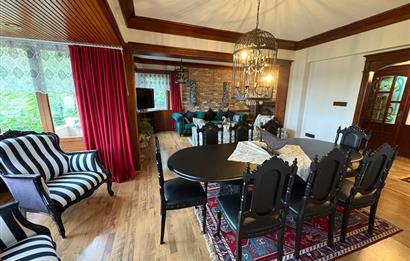 BAŞİSKELE SEVGİ DOĞA SİTESİ DENİZ VE ORMAN MANZARALI VİLLA