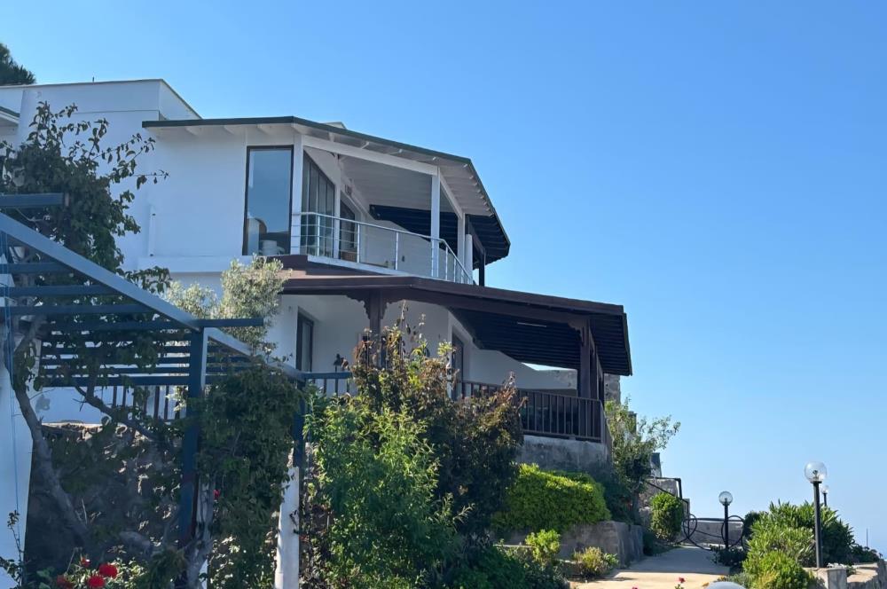 Bodrum Gündoğan Kızılburunda Eşsiz Deniz Manzaralı Satılık Daire