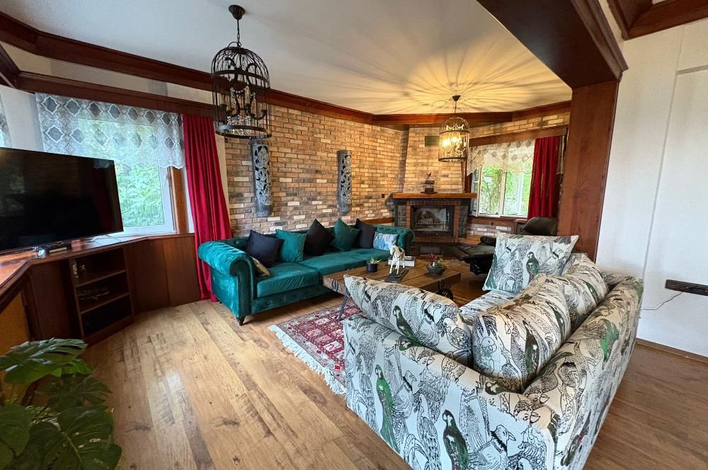 BAŞİSKELE SEVGİ DOĞA SİTESİ DENİZ VE ORMAN MANZARALI VİLLA