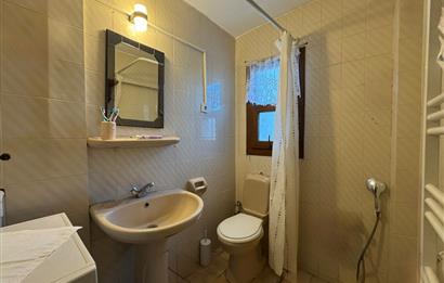 Yeni Foça Petra Koyu'nda Muhteşem Manzaralı Triplex Villa