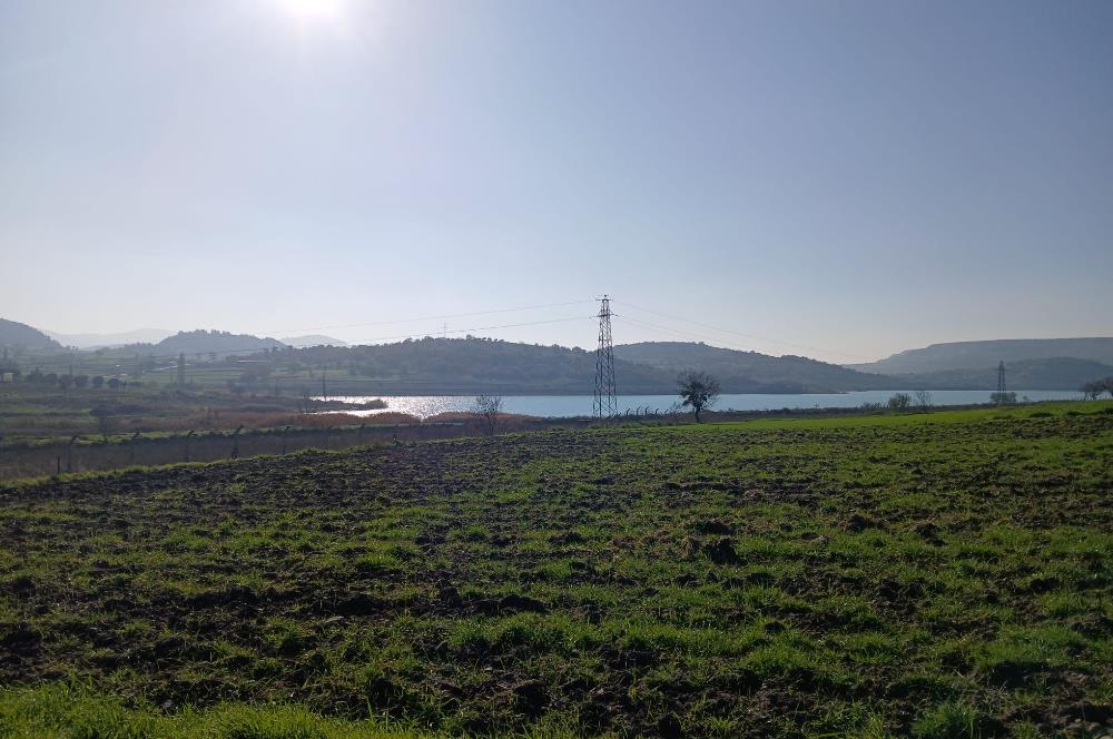 C21 LOCA'DAN BİGADİÇ ÇAMKÖY'DE GÖL MANZARALI 878M2 SATILIK TARLA
