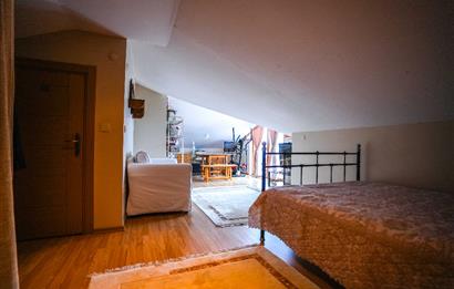 YAKACIK'TA BUTİK SİTE İÇERİSİNDE 5+2 MUHTEŞEM SATILIK VİLLA