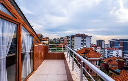 YAKACIK'TA BUTİK SİTE İÇERİSİNDE 5+2 MUHTEŞEM SATILIK VİLLA